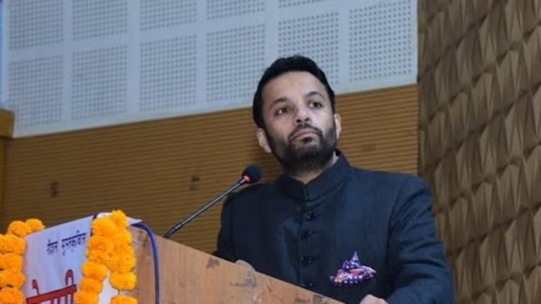 Ali Khan Mahmudabad Post: अशोका यूनिवर्सिटी के प्रोफेसर अली खान की पोस्ट में ऐसा क्या है, जिसके लिए उन्हें किया गया गिरफ्तार प्रोफेसर अली खान महमूदाबाद (तस्वीर: इंडिया टुडे)