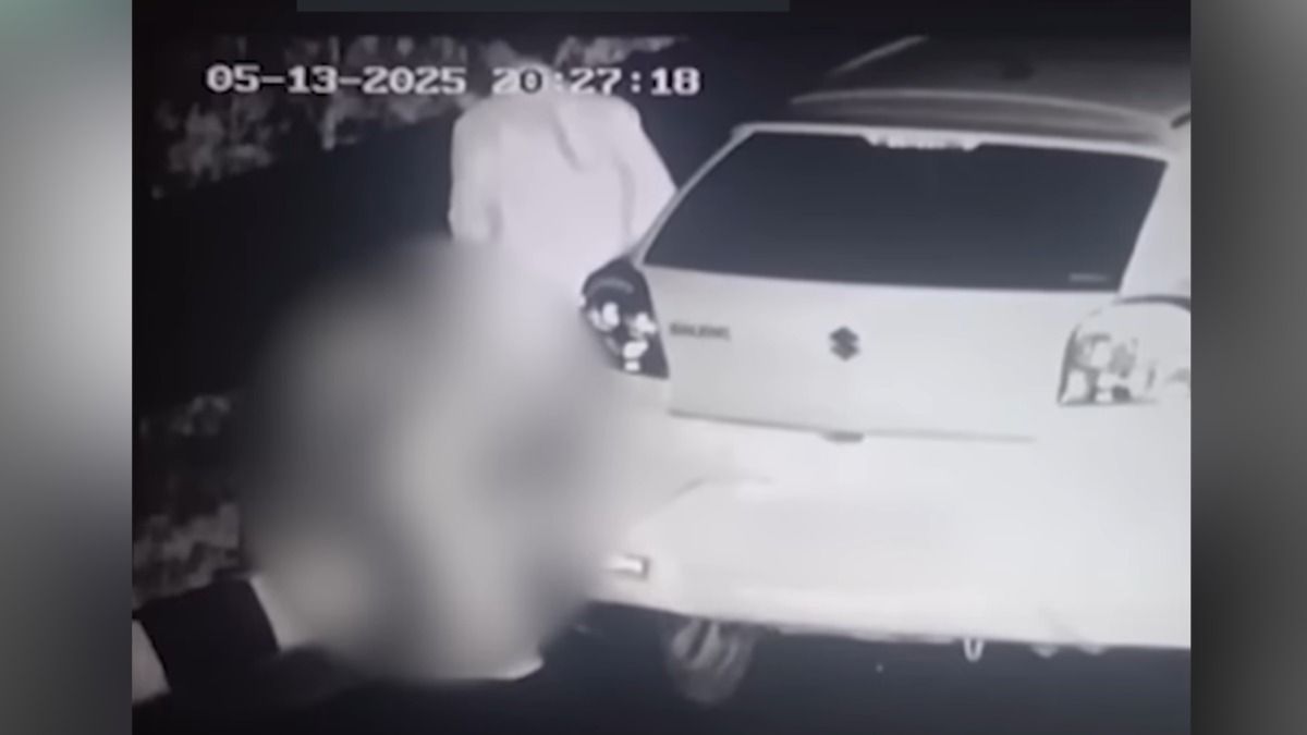 दिल्ली-मुंबई एक्सप्रेसवे पर नेता जी महिला के साथ बिताने लगे अतरंग पल, CCTV में हुआ रिकॉर्ड, FIR दर्ज तस्वीर: स्क्रीनग्रैब