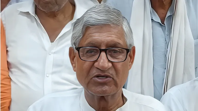 हरियाणा: BJP सांसद रामचंद्र जांगड़ बोले- पहलगाम में महिलाएं हाथ जोड़ने की बजाय..., वीडियो हुआ वायरल बीजेपी सांसद रामचंद्र जांगड़ा का पहलगाम हमले पर विवादित बयान और उस पर उठे राजनीतिक सवाल