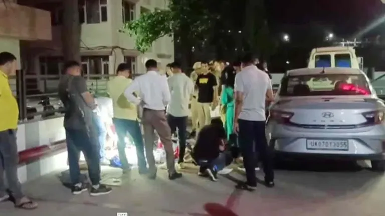Panchkula Case Update: प्रवीण मित्तल केस में नया मोड़! गाड़ी से मिले दो नोट, ससुर का सनसनीखेज बयान आया सामने तस्वीर: इंडिया टुडे
