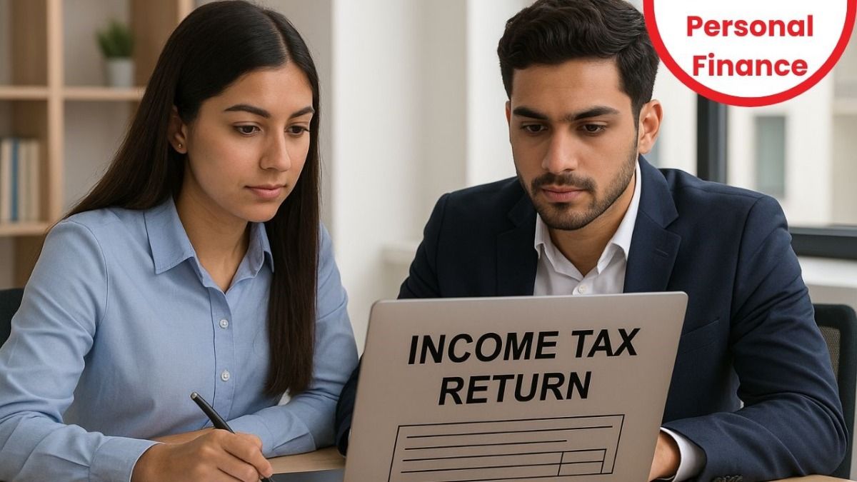 ITR 2025 Update: सरकार ने खुद बढ़ाई इनकम टैक्स रिटर्न की डेट, 5000 के जुर्माने से बचना है तो भूलकर भी न करें ये गलती income tax return, ITR filing, file ITR online, tax refund, ITR deadline, इनकम टैक्स रिटर्न, आईटीआर फाइलिंग, टैक्स रिफंड, रिटर्न भरने की लास्ट डेट