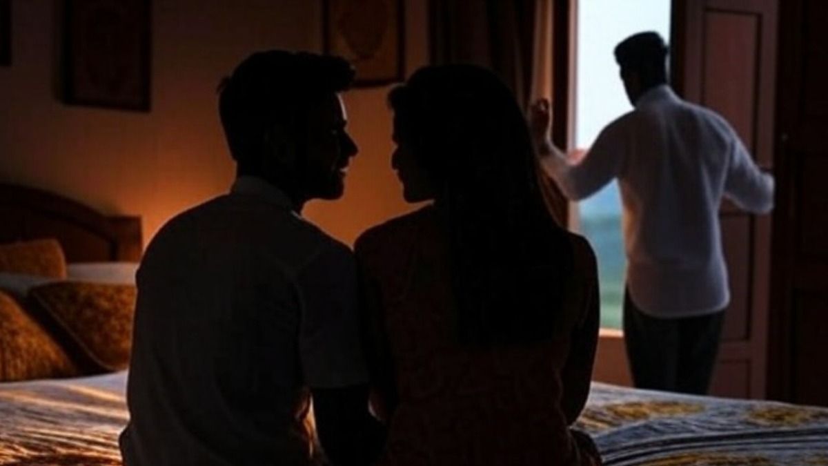 प्रेमी संग रहने के बावजूद पत्नी मारती थी तानें, फिर पति ने जो किया जान रूह कांप जाएगी फतेहाबाद टोहाना में पति ने पत्नी और प्रेमी की हत्या कर फैलाई सनसनी, प्रेम प्रसंग का खौफनाक अंजाम