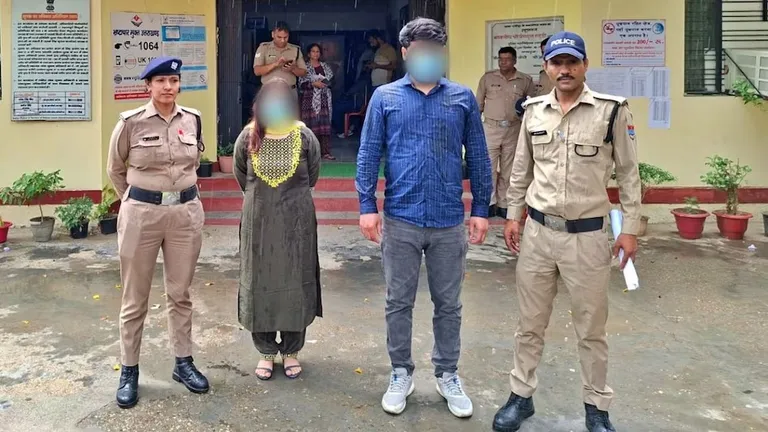 हरिद्वार में भाजपा नेत्री ने बॉयफ्रेंड से कराया बेटी का बलात्कार? पुलिस के बाद BJP ने भी लिया बड़ा एक्शन Haridwar
