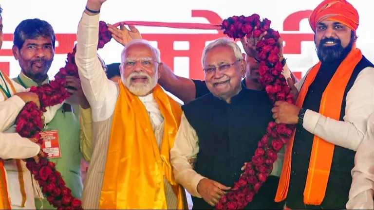 बिहार NDA में सीट बंटवारे का फॉर्मूला तैयार, विधानसभा चुनाव में इस पार्टी को मिल सकती है ज्यादा हिस्सेदारी प्रधानमंत्री नरेंद्र मोदी, नीतीश कुमार, सम्राट चौधरी और पशुपति पारस