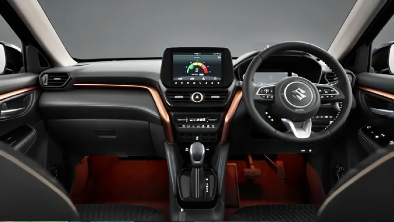 Maruti की इस कार पर क्यों फिदा हैं लोग, महज 32 महीनों में 3 लाख यूनिट बिकी Grand Vitara Sales Record, Maruti SUV 3 Lakh Units, Best Selling SUV India, Hybrid SUV Features, Maruti Grand Vitara 2025, AllGrip 4x4 SUV