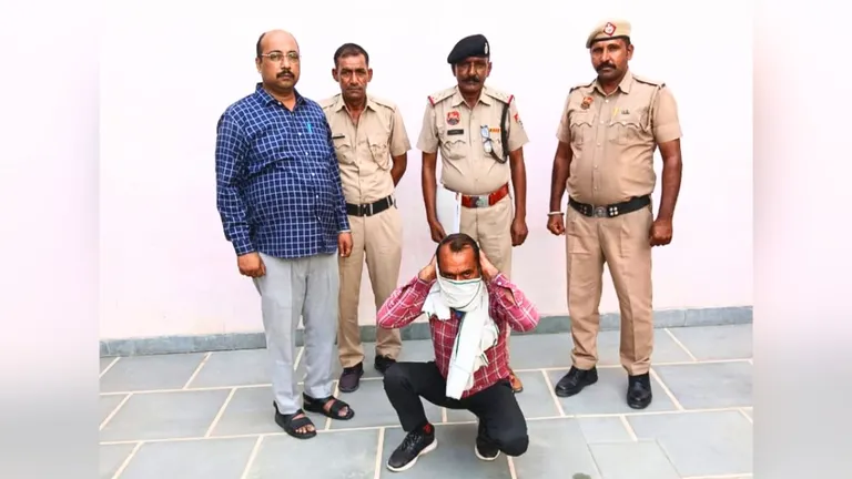 12 साल से पत्नी पड़ोसी के साथ बना रही थी संबंध, खूब समझाया लेकिन जब नहीं मानी तो पति ने दी खौफनाक सजा! Haryana Crime News