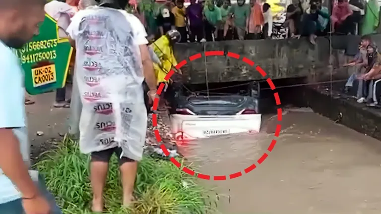 Haldwani Car Accident: हल्द्वानी में नहर में गिरी तेज रफ्तार कार, 4 की दर्दनाक मौत, वीडियो आया सामने haldwani-car-accident-4-dead-