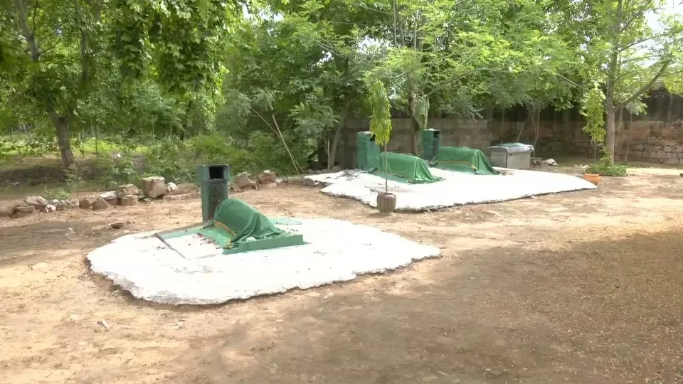 Maharani College controversy