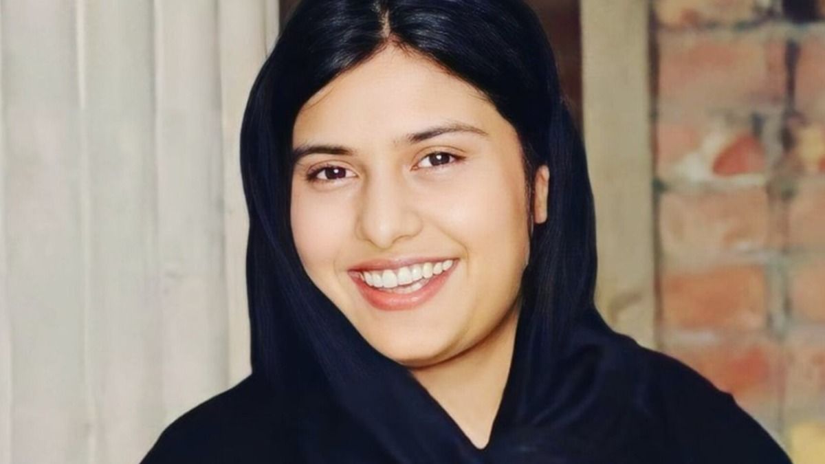 Iqra Hasan Viral Video