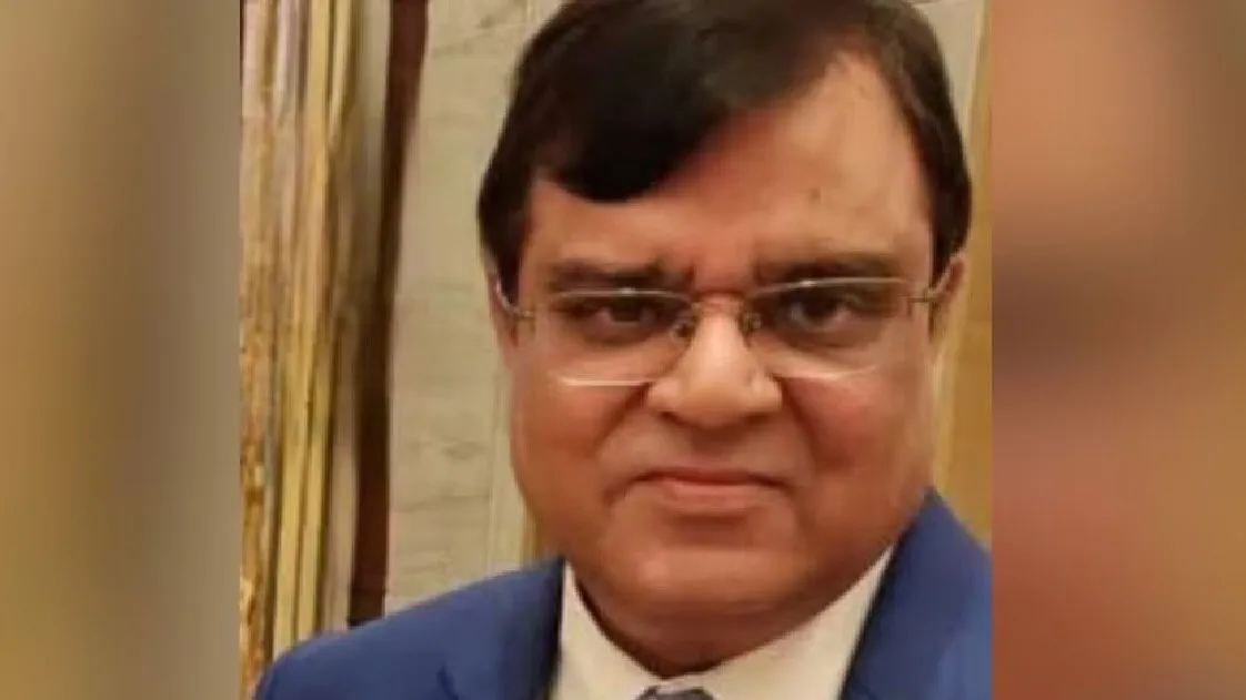 businessman gopal khemka