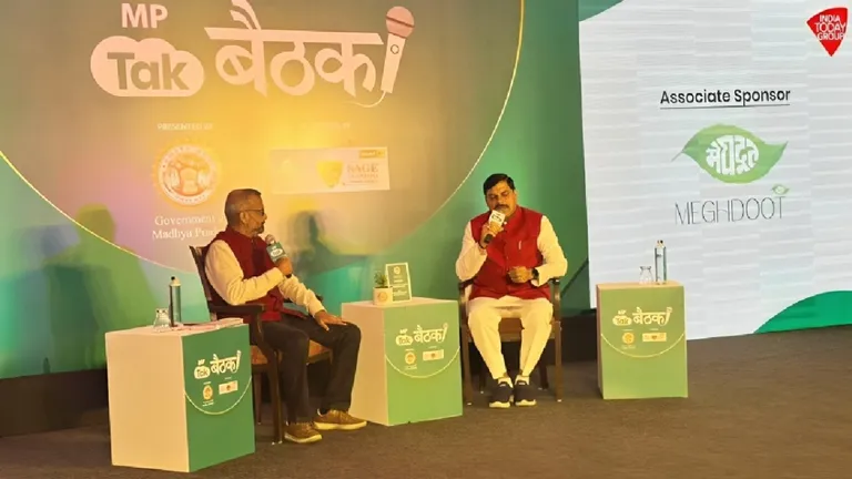 Exclusive: 'MP Tak बैठक' में मोहन यादव ने OBC आरक्षण को लेकर किया बड़ा ऐलान मोहन यादव इंटरव्यू, OBC 28% आरक्षण, OBC Reservation MP, MP OBC promotion news, प्रमोशन में आरक्षण मध्य प्रदेश, OBC जनगणना अपडेट