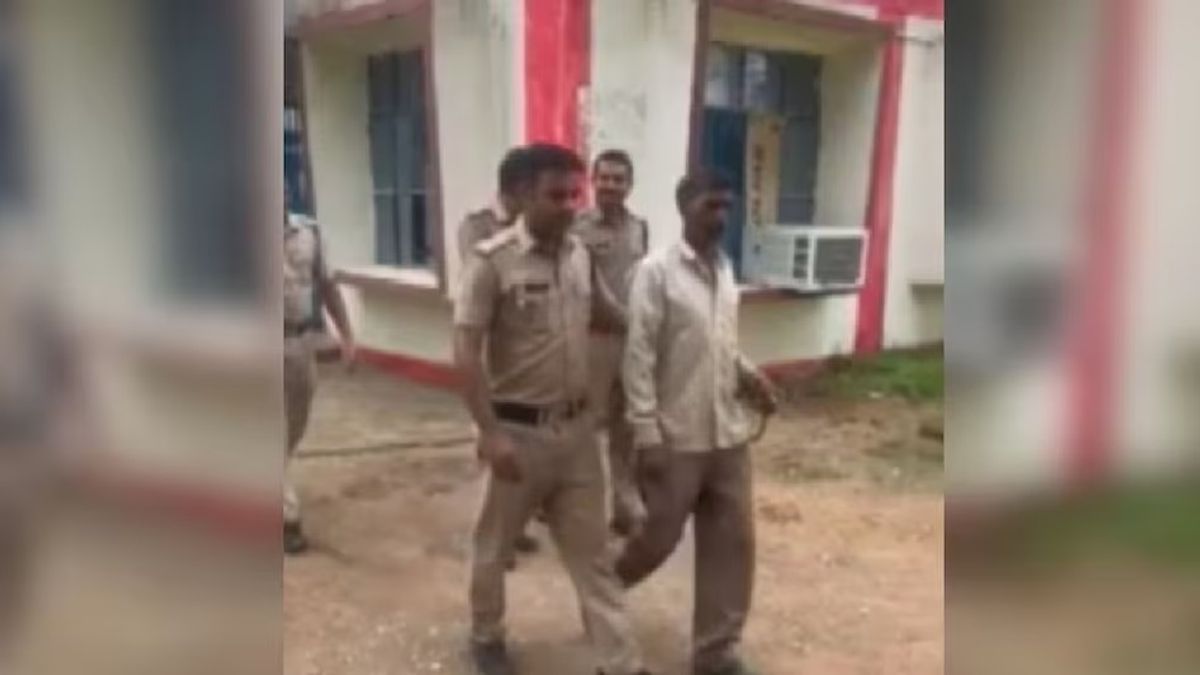 मध्यप्रदेश: पत्नी की हत्या कर खेत में दफनाया, बेटी संग पति फरार, 9 महीने बाद हुआ चौंकाने वाला खुलासा MP Murder Case