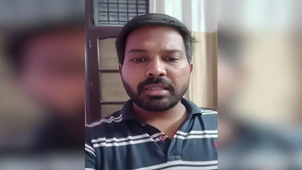 पत्नी के अफेयर से दुखी दिल्ली युवक ने लाइव आकर की आत्महत्या