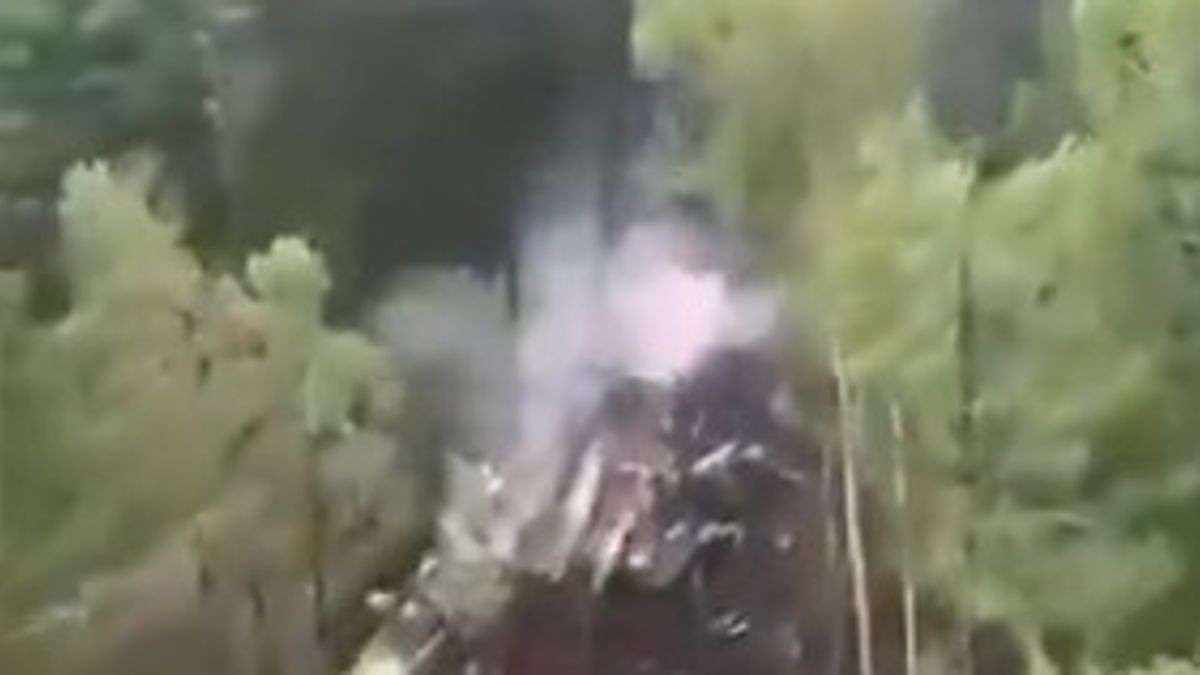 रूस में बड़ा विमान हादसा, 50 यात्रियों को लेकर उड़ा एंगारा एयरलाइंस का विमान दुर्घटनाग्रस्त russia plane crash