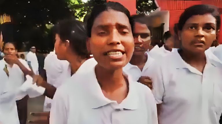 गोरखपुर में PAC महिला आरक्षियों के आरोपों के बाद अधिकारियों पर गिरी गाज, सामने आया और अपडेट Gorakhpur PAC, Pregnancy test controversy, Women constables training, Yogi orders probe, Bathroom camera news