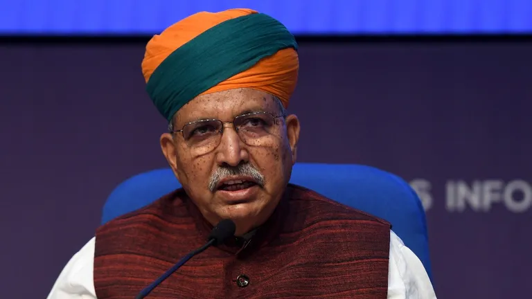 ‘समाजवादी’ और ‘धर्मनिरपेक्ष’ शब्द हटाने को लेकर मोदी सरकार ने संसद में क्या जवाब दिया? RSS कर रहा था हटाने की मांग! NewsTak