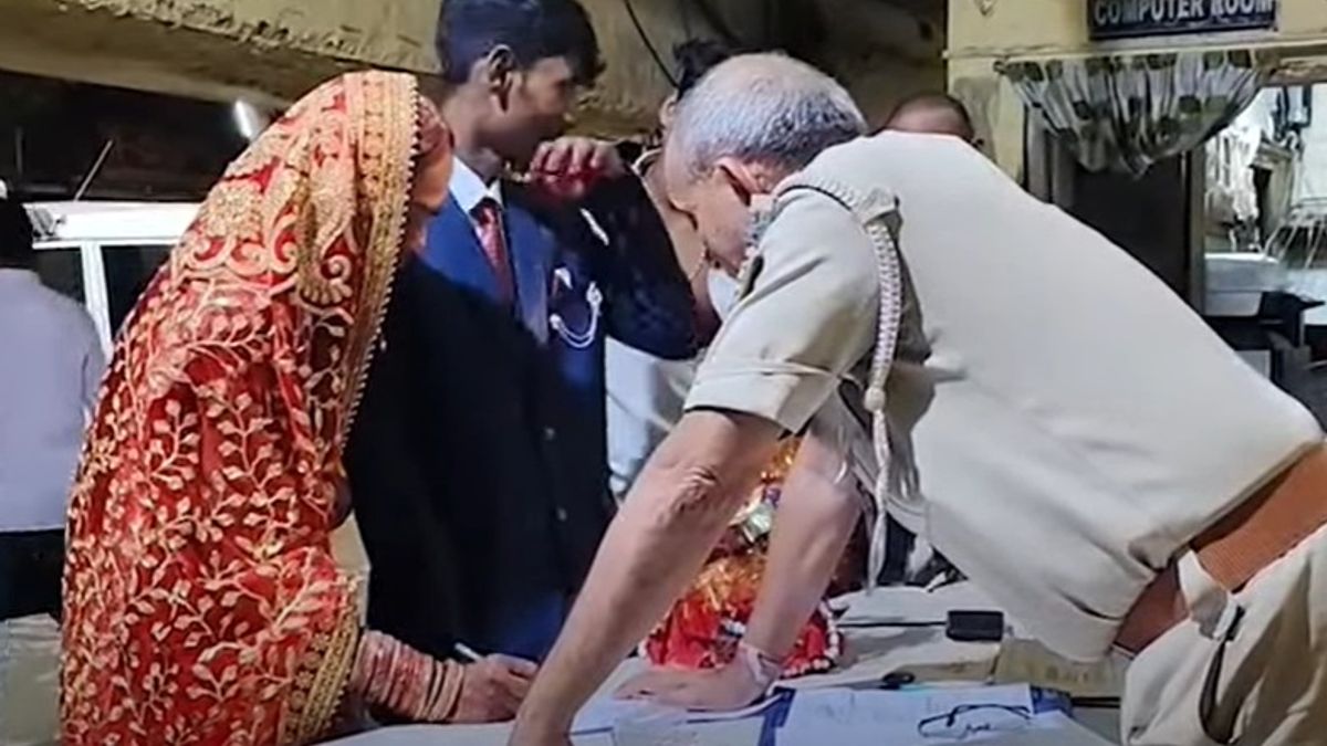 हो रहा था सिंदूरदान... तभी मंडप में घुसी पुलिस और दूल्हा-दुल्हन को उठा ले गई, जानें क्या है पूरा मामला Bihar Bhagalpur News