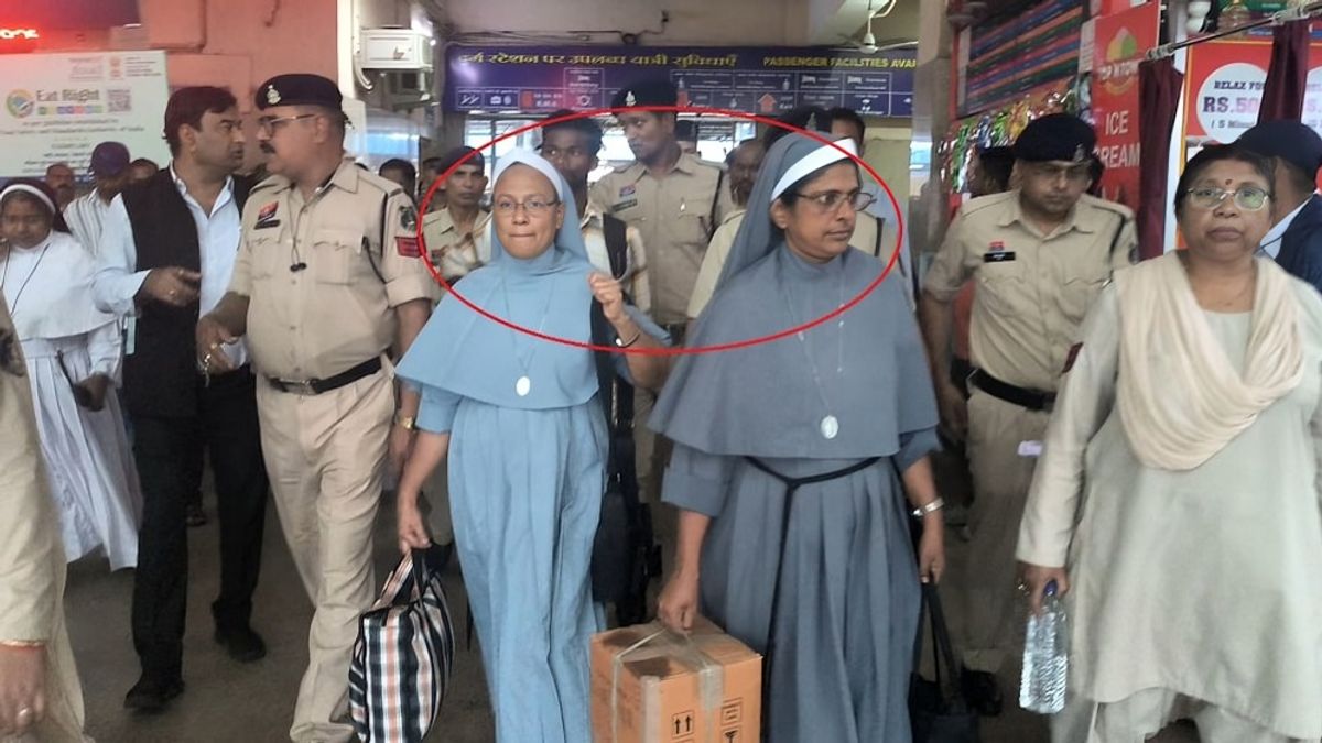 बस्तर से 3 युवतियों को आगरा लेकर जा रही थी सिस्टर प्रीति मैरी...अच्छी नौकरी और पढ़ाई का दिखाया था सपना, पुलिस ने किया गिरफ्तार Chhattisgarh News