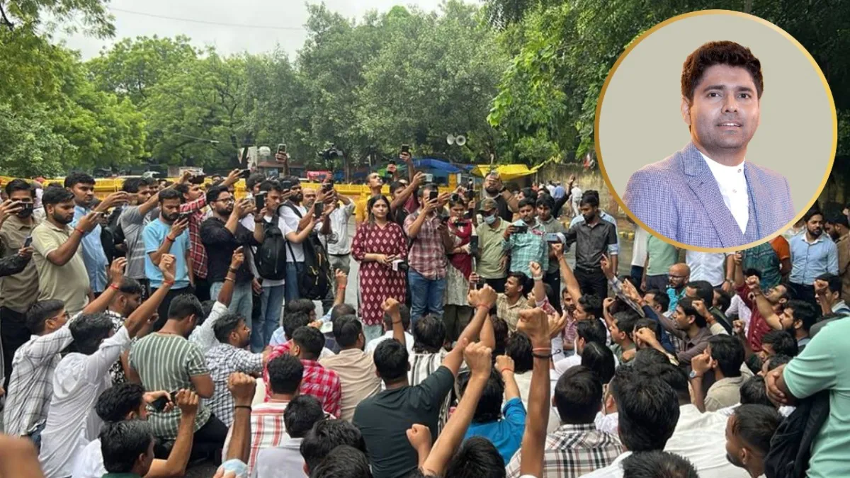 अभिनय सर बोले- '2017 में वर्दी उतार चुका हूं', SSC प्रोटेस्ट की इनसाइड स्टोरी