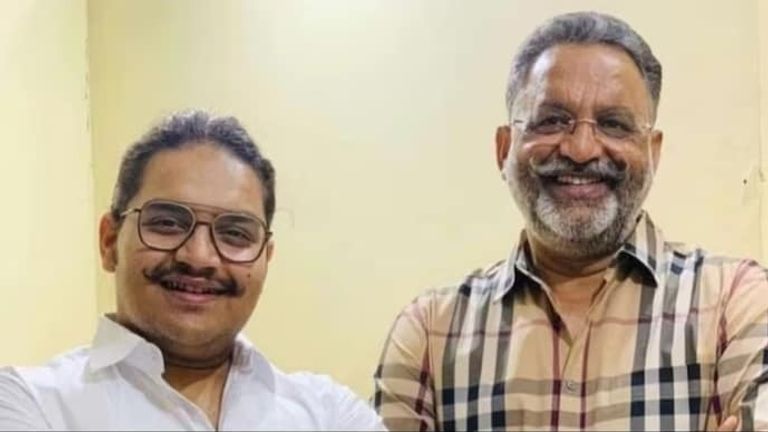 मुख्तार अंसारी के बेटे उमर अंसारी पुलिस ने लखनऊ से किया गिरफ्तार, जानें क्या है पूरा मामला Umar Ansari (L) with his late father Mukhtar Ansari.