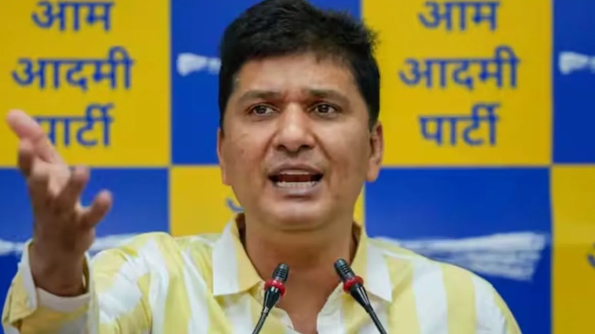 सौरभ भारद्वाज ने चुनाव आयोग को भाजपा के प्रकोष्ठ अध्यक्ष जैसा बताया