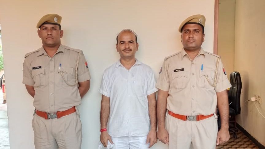 Jodhpur: 'तुम मुझे अच्छी लगती हो, मेरे दो पत्नियों का योग है', सरकारी स्कूल में छात्रा से बोला टीचर, अब हुआ एक्शन Jodhpur