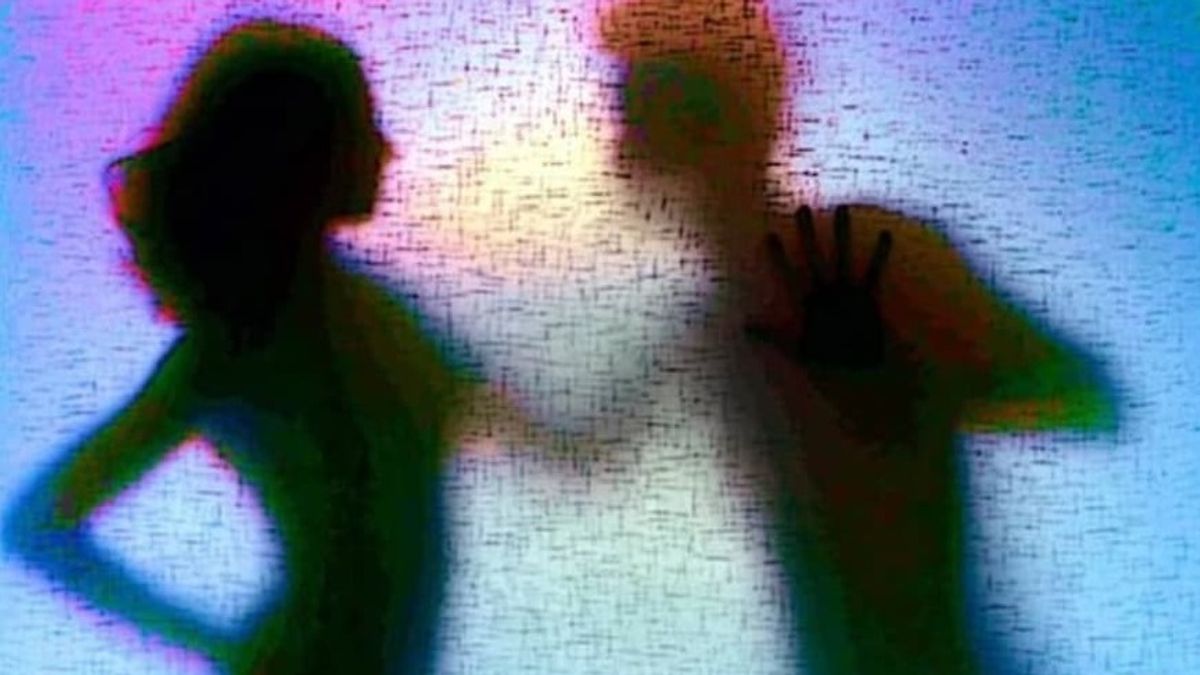 अमेठी में खौफनाक वारदात! पत्नी ने काट दिया पति का प्राइवेट पार्ट, वजह जानकर उड़ जाएंगे होश अमेठी में खौफनाक वारदात