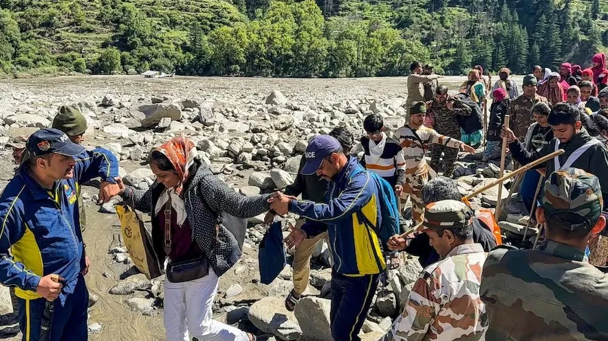 उत्तरकाशी जिलें में छठे दिन भी राहत और बचाव कार्य जारी