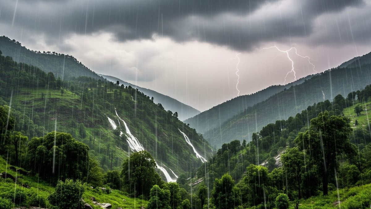 Uttarakhand Weather Alert: आज कई जिलों में भारी बारिश, बागेश्वर में ऑरेंज और 4 जिलों में येलो अलर्ट