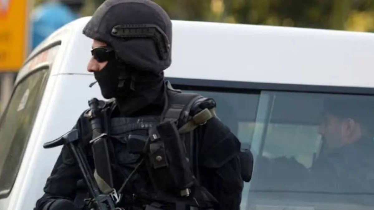 "बिहार के नेताओं की नई सुरक्षा व्यवस्था - सम्राट चौधरी Z+ सुरक्षा, तेजस्वी यादव Z कैटेगरी"