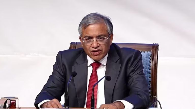 'वोट चोरी' और 'ड्यूल वोटिंग' के आरोपों को ECI ने किया खारिज, कहा- 'जब सबूत मांगा गया तो कोई जवाब नहीं दिया' NewsTak