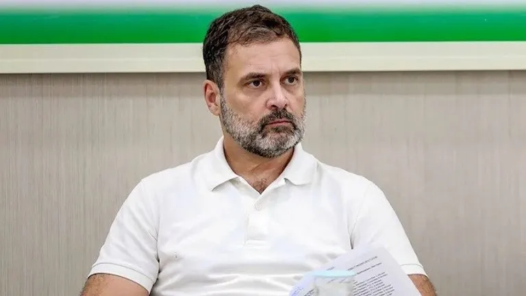 राहुल गांधी द्वारा EC पर 'वोट चोरी' के आरोपों पर क्या है जनता की राय? वोट वाइब सर्वे के नतीजे आए सामने Vote Vibe survey shows public opinion on Rahul Gandhi’s vote theft allegations