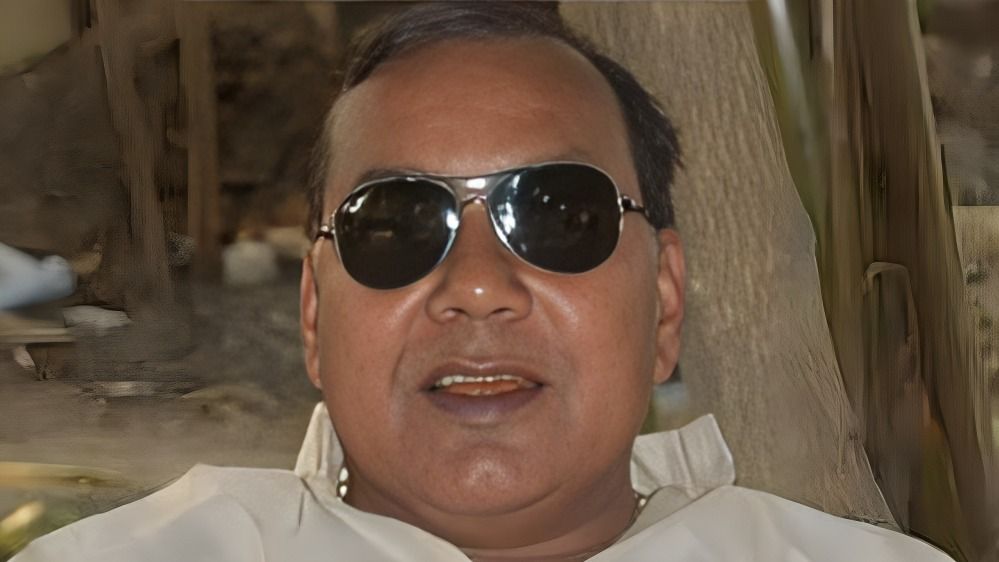 बिहार चुनाव से पहले नीतीश कुमार को तगड़ा झटका, इस बाहुबली नेता ने जदयू छोड़ थामा राजद का दामन