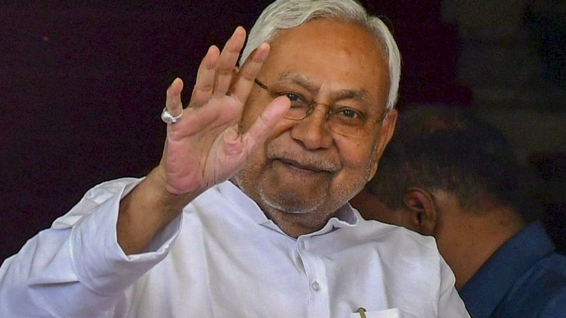 बिहार कैबिनेट में 16 एजेंडों पर लगी मुहर, राजगीर-वैशाली में बनेगा फाइव स्टार होटल