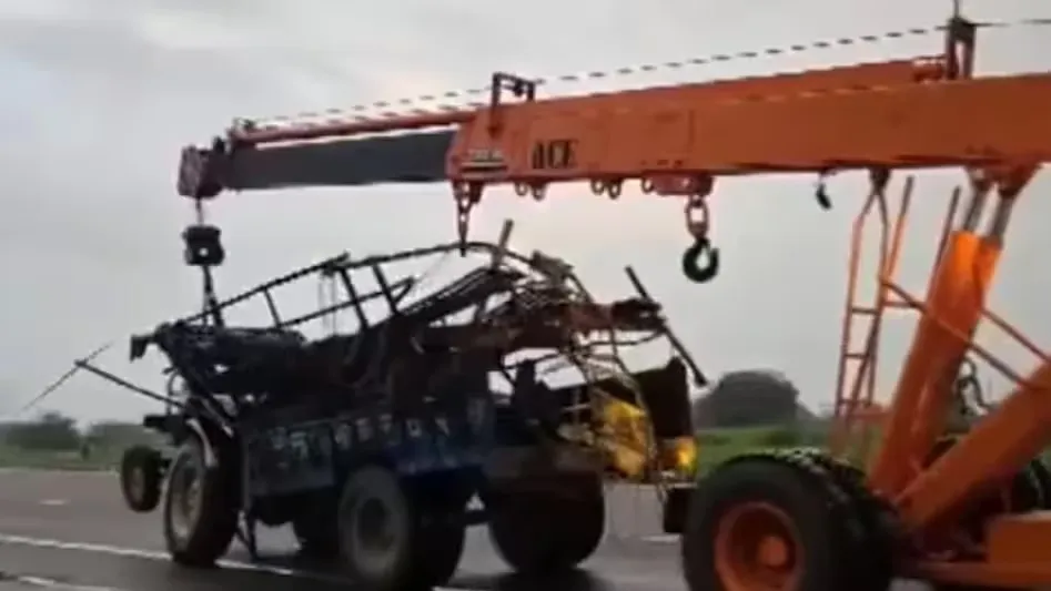 बुलंदशहर में हुआ भीषण सड़क हादसा