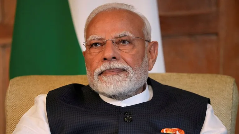 दिल्ली हाईकोर्ट का बड़ा फैसला! PM Modi की डिग्री नहीं होगी सार्वजनिक, CIC का आदेश किया रद्द प्रधानमंत्री नरेंद्र मोदी