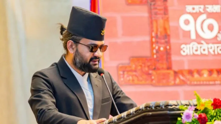 कौन हैं बालेन शाह? जिसने 'केपी चोर, गद्दी छोड़' का नारा लगाकर हिला दी नेपाल की सत्ता! NewsTak