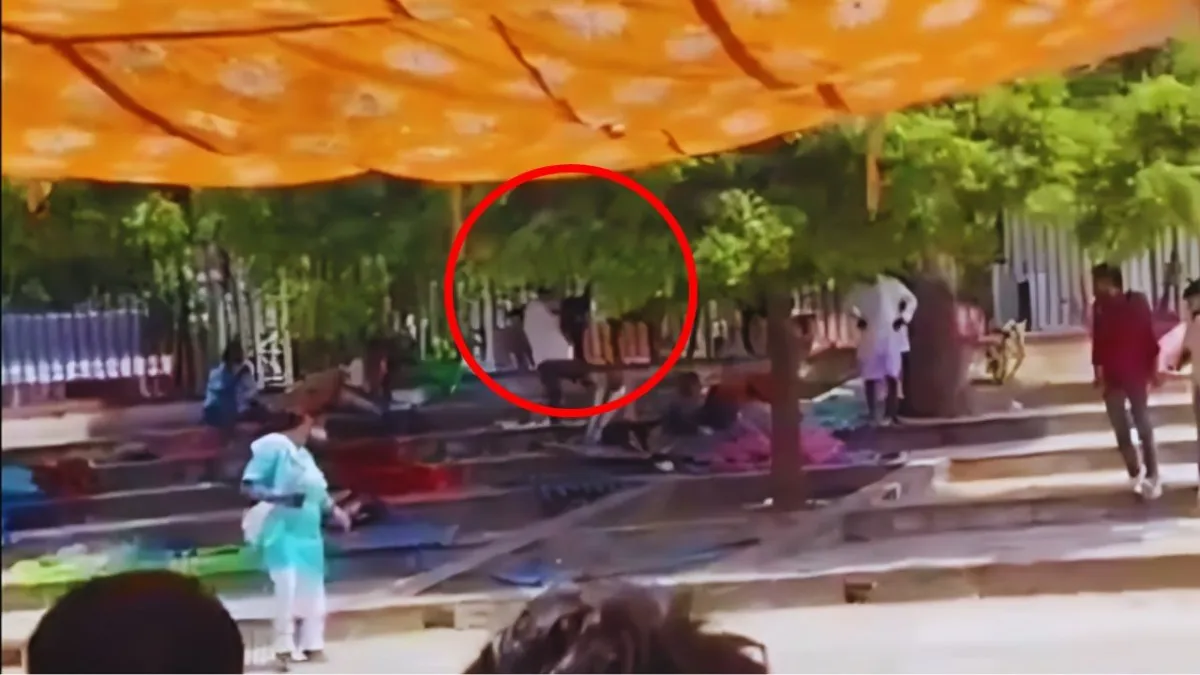 Naresh Meena Slapped