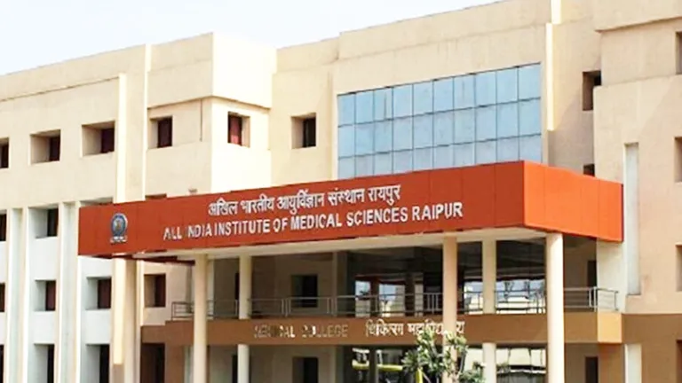 AIIMS रायपुर से डॉक्टरों का पलायन तेज, तीन साल में 35 डॉक्टरों का इस्तीफा, 40% फैकल्टी पद खाली NewsTak