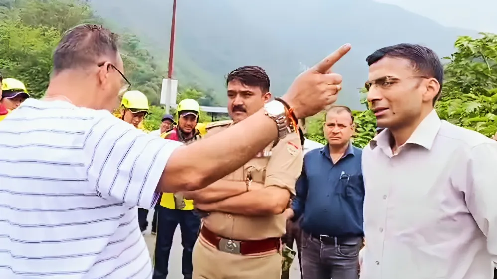 IAS Savin Bansal Viral Video