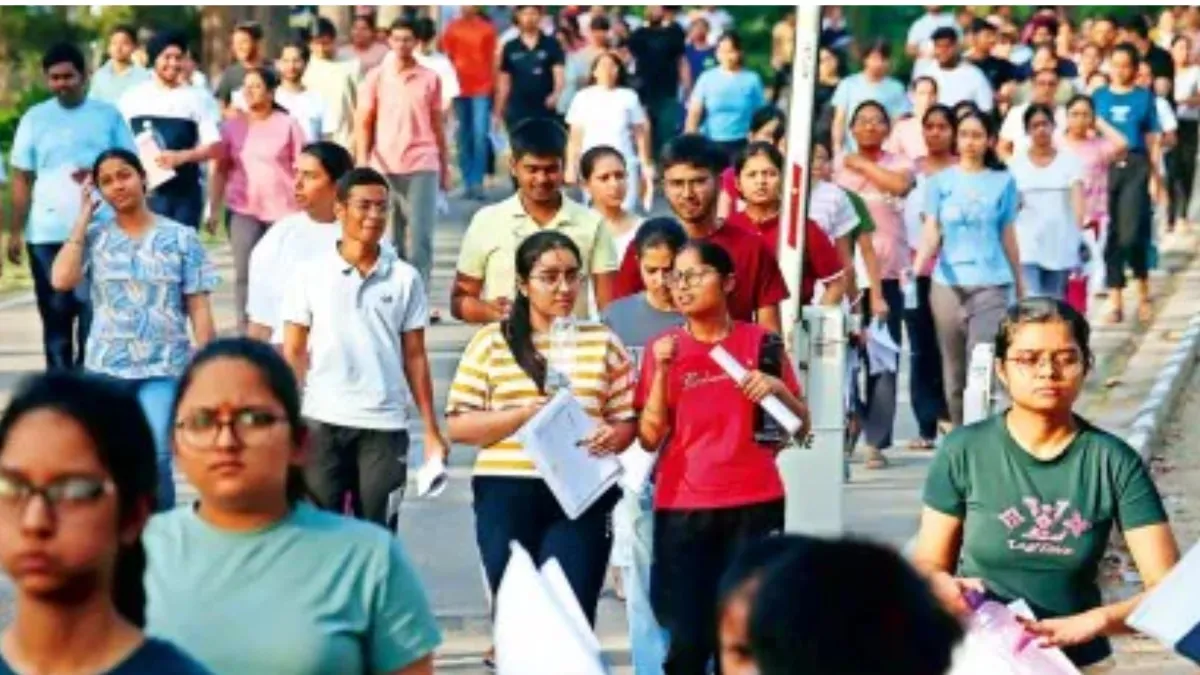 टीचर बनने का सपना..अब चपरासी बनने को मजबूर! राजस्थान में 4th ग्रेड नौकरी पाने के लिए 25 लाख आवेदन NewsTak