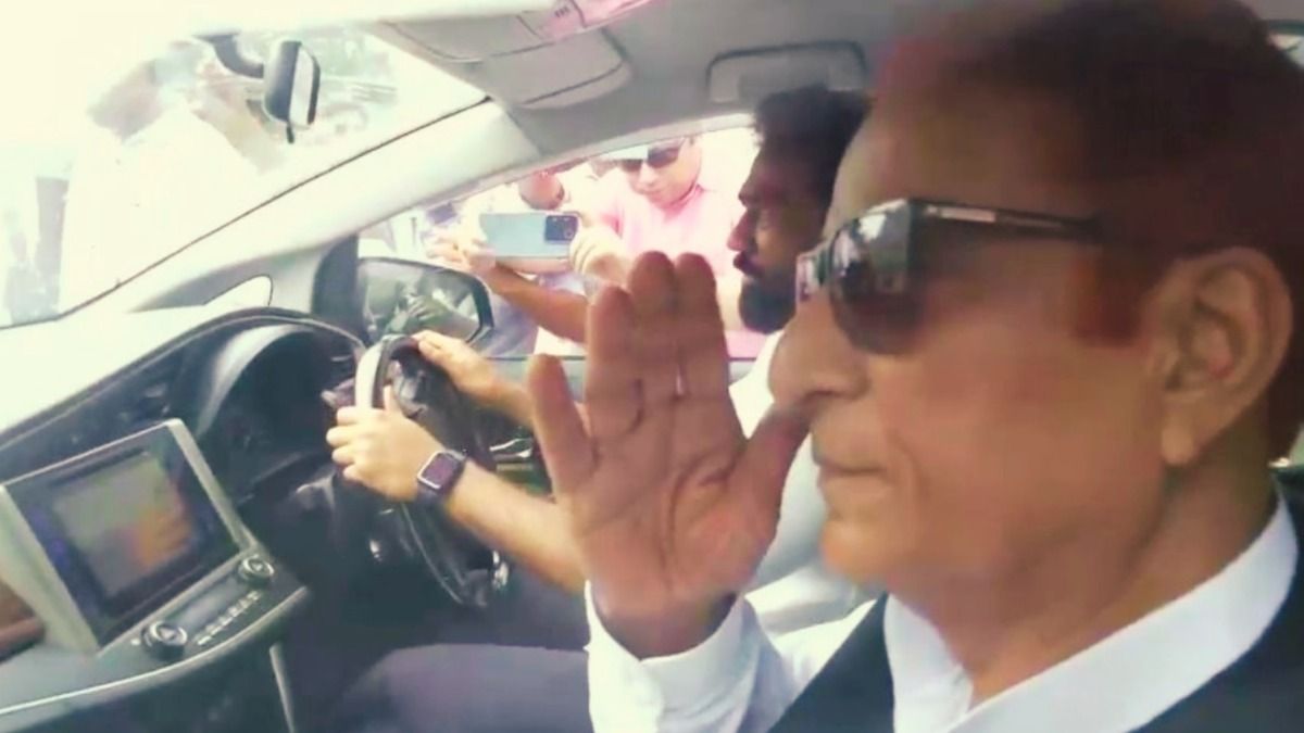 Azam Khan,  Azam Khan news, Azam Khan has come out of Sitapur jail, Azam Khan come out Sitapur jail, Sitapur jail, up news