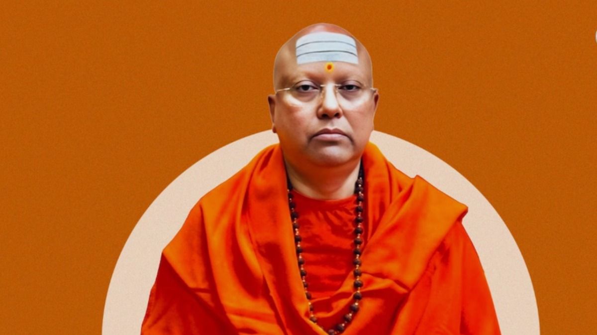 अश्लील मैसेज भेजे, जबरन छुआ, फैकल्टी बोली-उनकी बात माननी पड़ेगी, चैतन्यानंद सरस्वती पर 17 छात्राओं के गंभीर आरोप