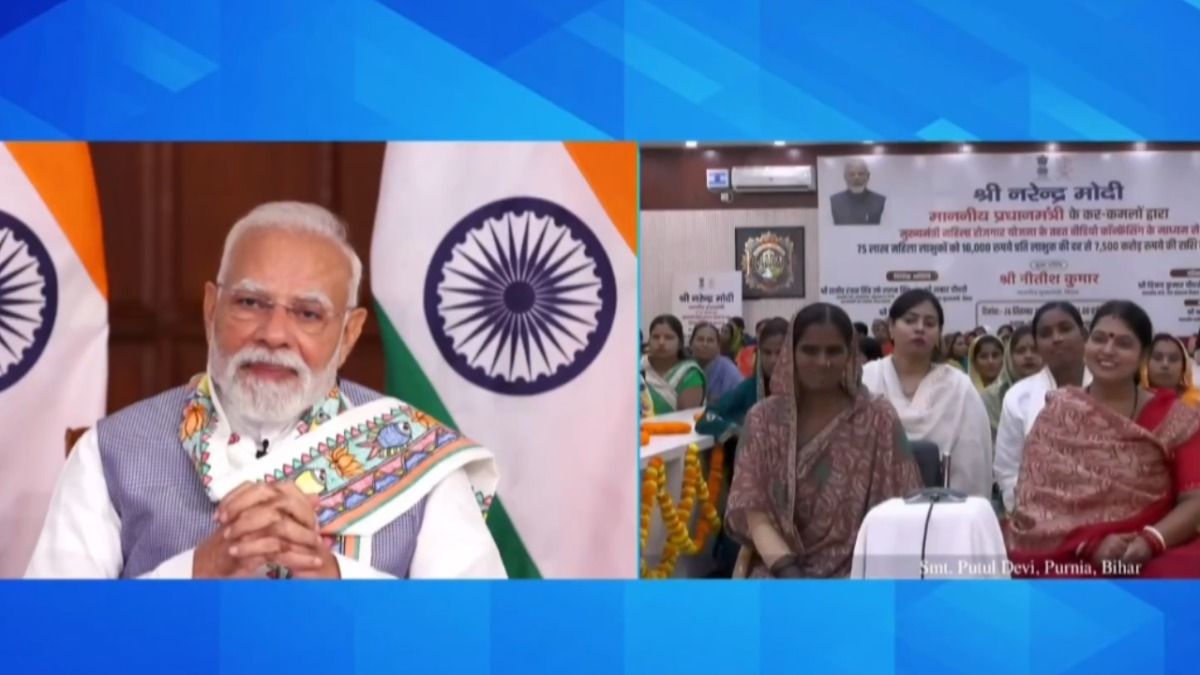 मिठाई बेचने वाली पुतुल देवी से पीएम मोदी ने जलेबी को लेकर ऐसा क्या पूछा दिया कि सभी हंस पड़ें! पीएम मोदी ने पुतुल देवी से जलेबी पर मजेदार सवाल पूछा