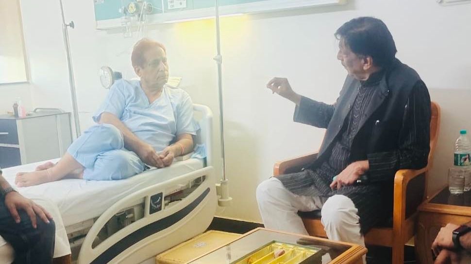 'जेल में आजम खान और बेटे को दिया गया स्लो पॉइजनश'? पत्रकार शाहिद सिद्दीकी के दावे से मचा हड़कंप