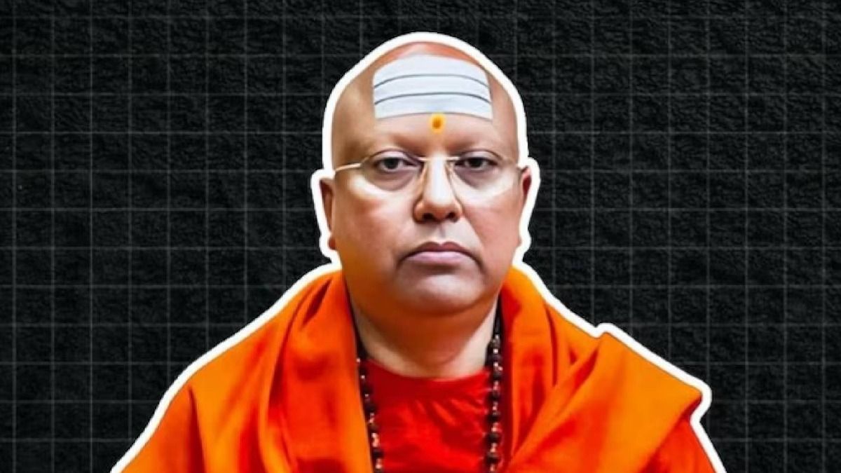 झूठ और गोल-मोल जवाबों से पुलिस को गुमराह कर रहा चैतन्यानंद, फोन में मिली आपत्तिजनक चीजें 