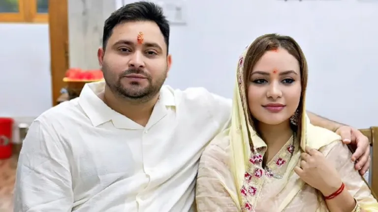 12 साल डेटिंग, राजश्री के साथ दिल्ली में घूम-घूमकर कर खाना...तेजस्वी यादव ने सुनाई पर्सनल लाइफ की कहानी! तेजस्वी यादव और पत्नी राजश्री की लव स्टोरी