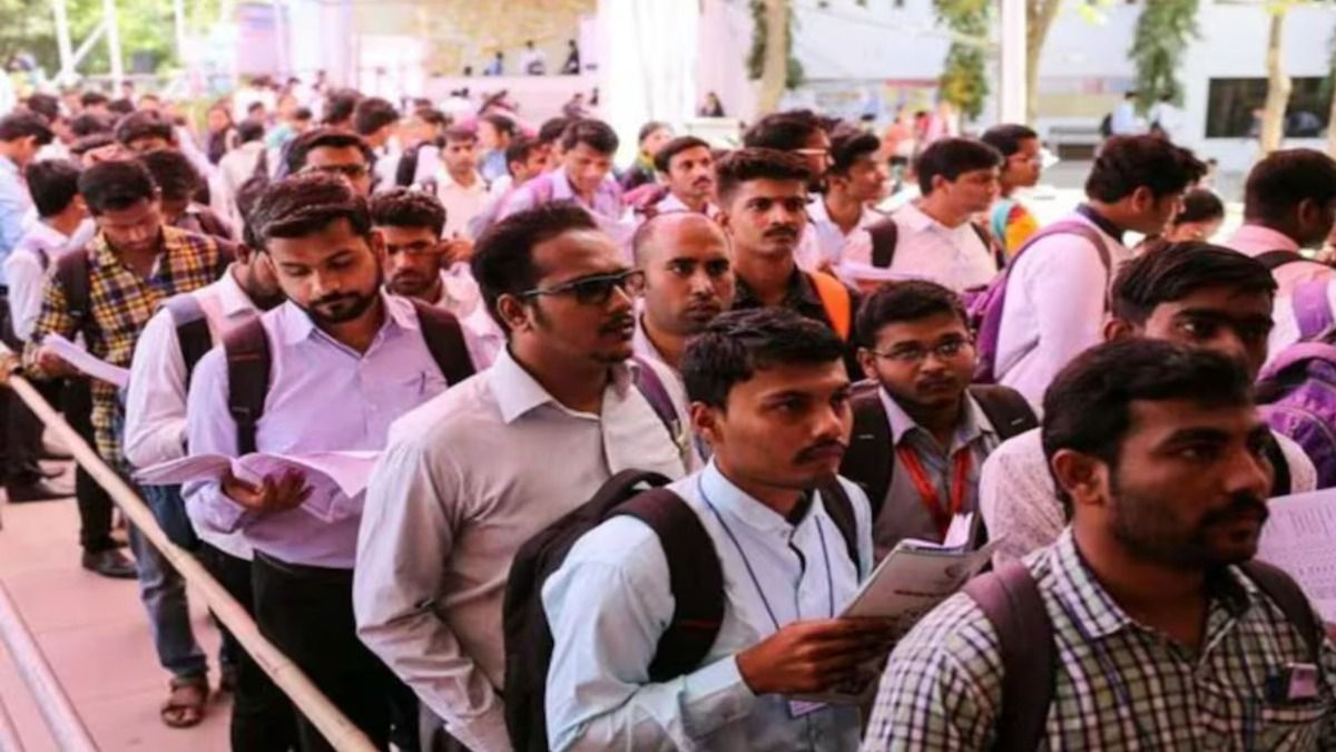 Explainer: बेरोजगारी भारत की सबसे बड़ी चिंता, क्यों नहीं मिल पा रही युवाओं को उम्मीद के मुताबिक नौकरियां?