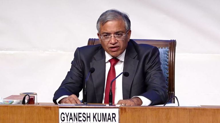 Bihar Election 2025: CEC ज्ञानेश कुमार का ऐलान- तय समय पर चुनाव, अब वोटिंग प्रक्रिया में होंगे 17 बड़े बदलाव CEC ज्ञानेश कुमार का बड़ा ऐलान