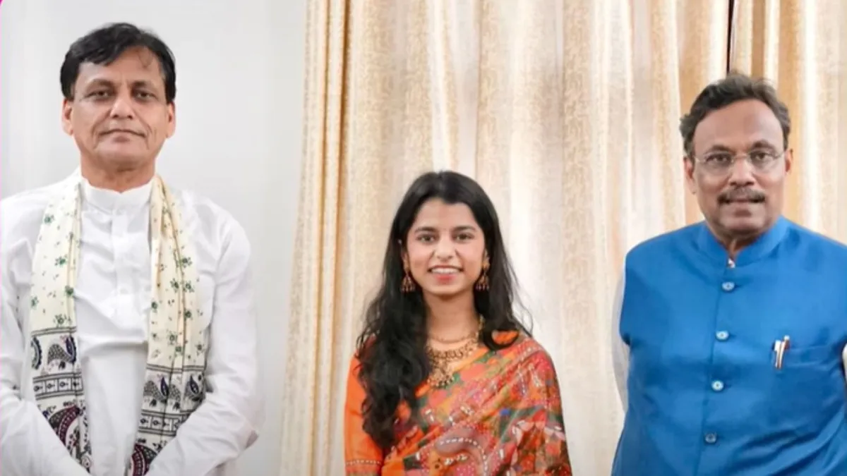 मैथिली ठाकुर